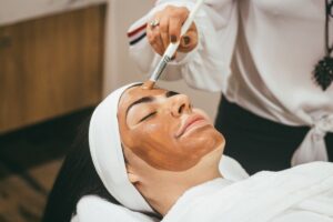 How to Make a DIY Sleeping Mask (Overnight Treatment)